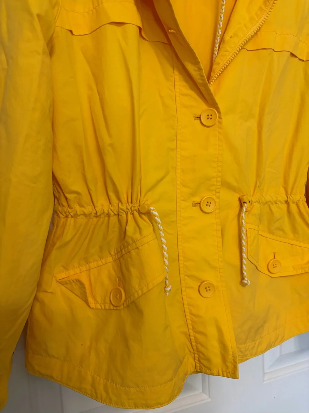 J. Crew Yellow Hooded Utility Anorak Raincoat Drawstring Jacket size Medium P